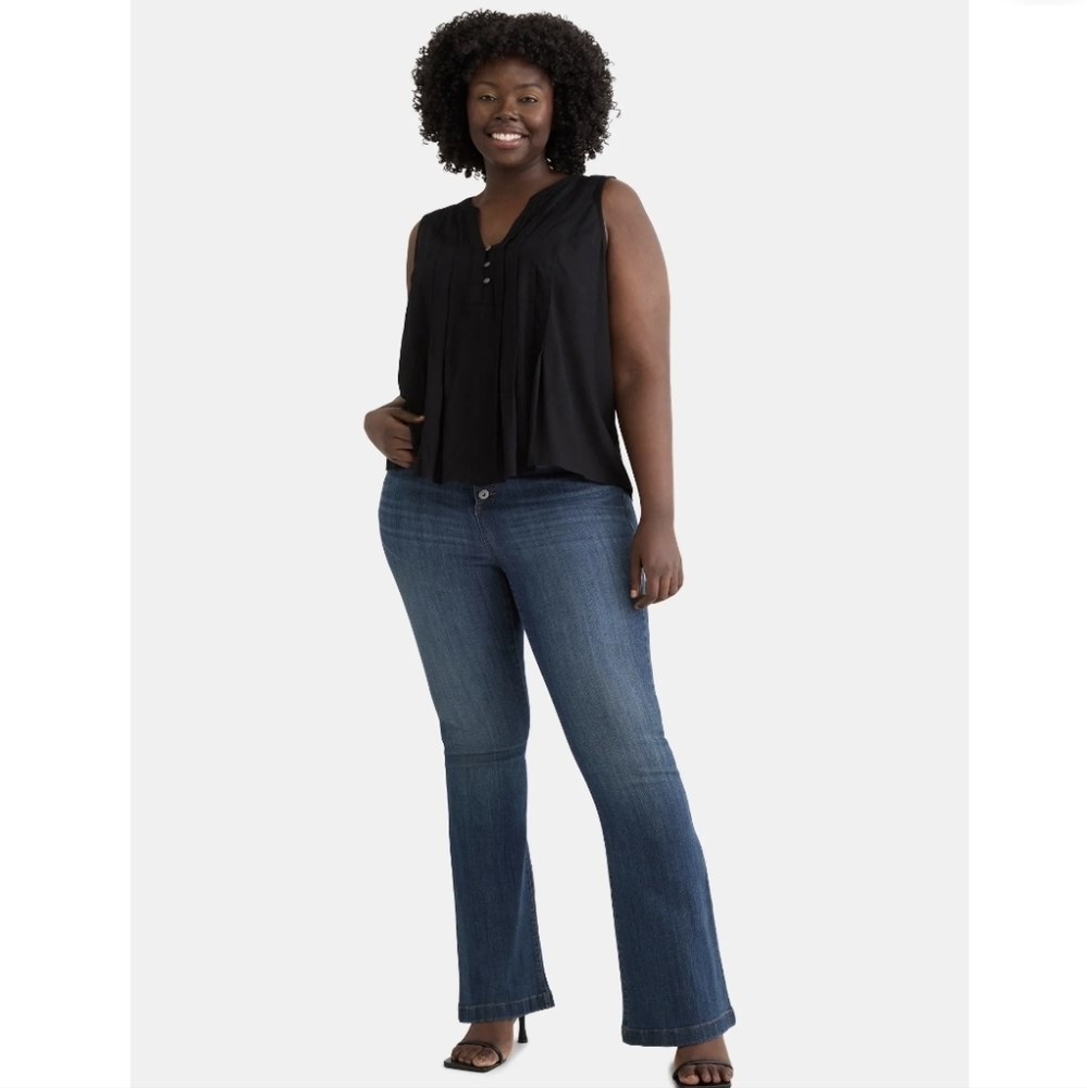 Terra & Sky Black Sleeveless Pleated Blouse - Picture 2 of 8